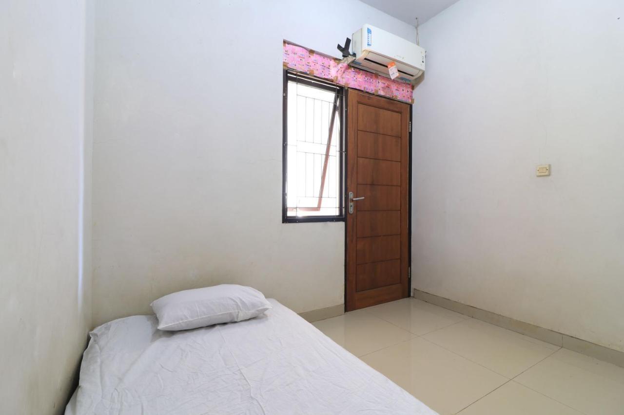 Minimalis Mampang Hotel
